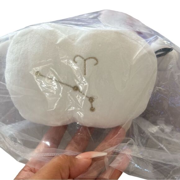 NIB Hello Kitty Kidrobot Aries Zodiac Plush - Picture 5 of 6